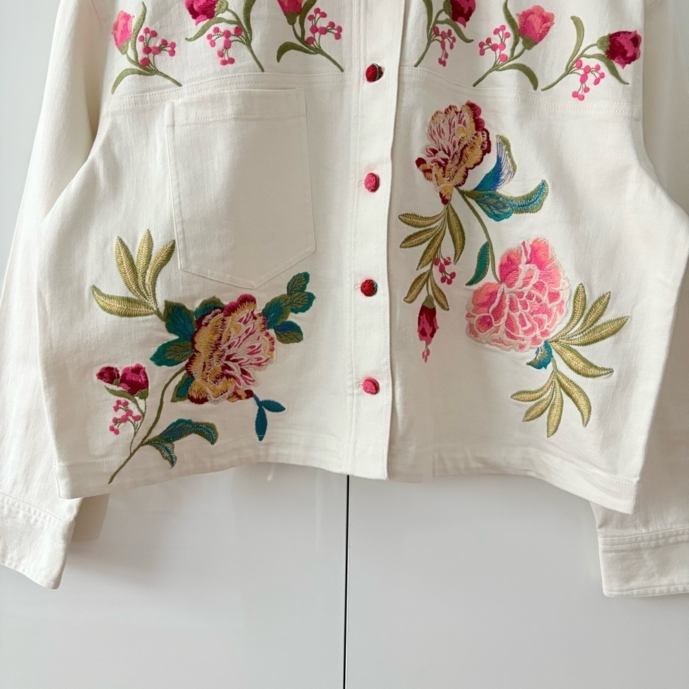 Johnny Was Crochet Cropped Denim Jacket - Picture 7 of 15
